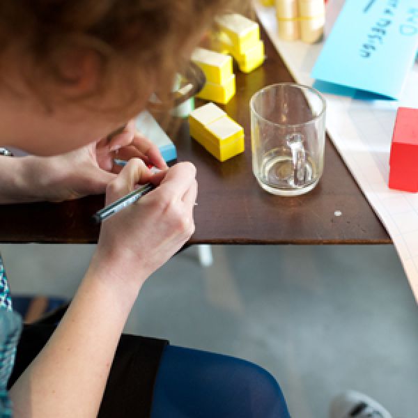 (The making of) business plans at Europeana Part 1: wooden blocks & shopping bags